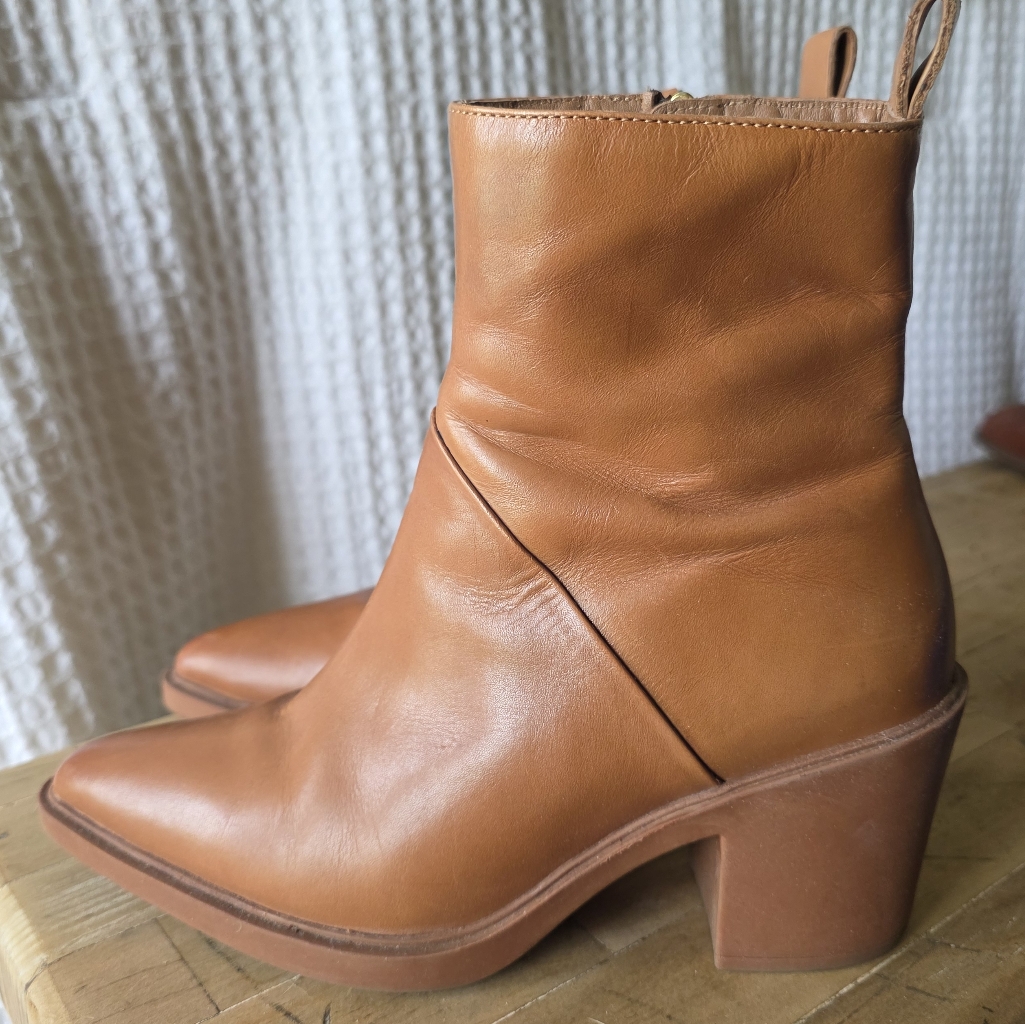 Seychelles Tan Heeled Boots With Chunky Block Heel